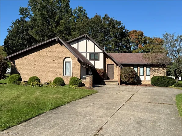 1314 Mere Ct, Youngstown, OH 44512