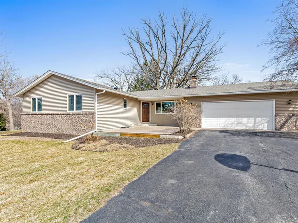 201 Lilac Ln, Shoreview, MN 55126