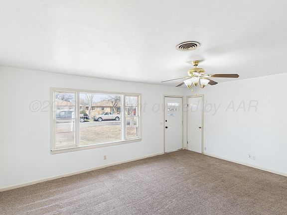 3rd image of 813 NE 3rd St