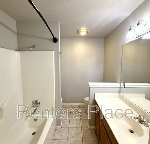 2012 S Aster Ave — Photo 17