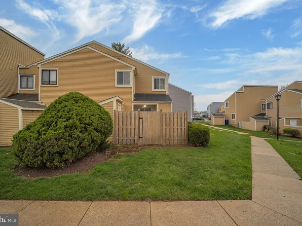 7293 Coachlight Ct, Frederick, MD 21703