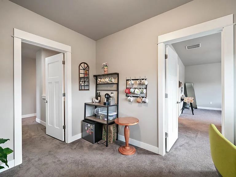3083 Lori Ln — Photo 29