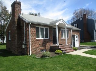 51 Brook Dr, Lynnfield, MA 01940