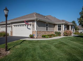2754 Portage Cir, Waukesha, WI 53189