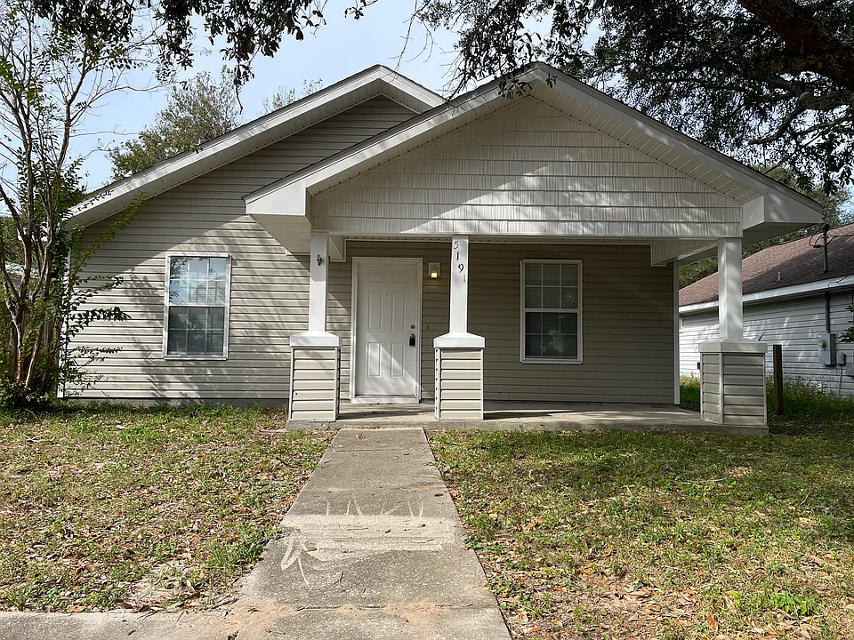 5191 Viking Rd
