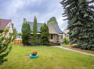 10880 73rd St NW, Edmonton, AB T5B 1Y7