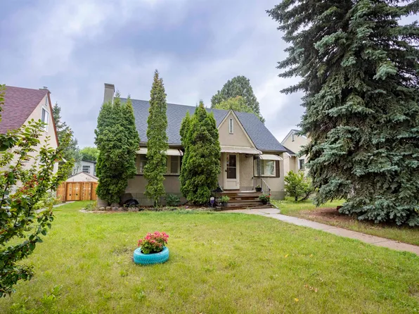 10880 73rd St NW, Edmonton, AB T5B 1Y7