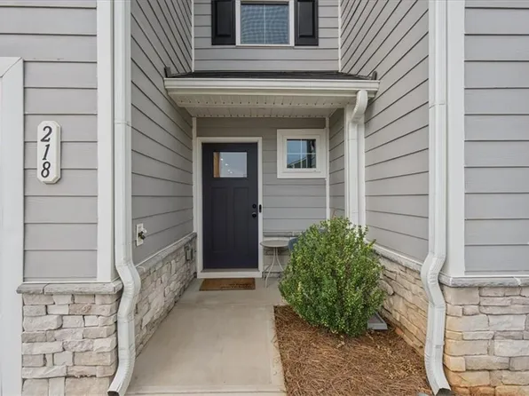 218 Deermont Dr, Cartersville, GA 30120