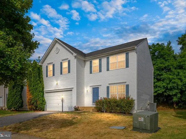 1012 River Walk St, Fredericksburg, VA 22401