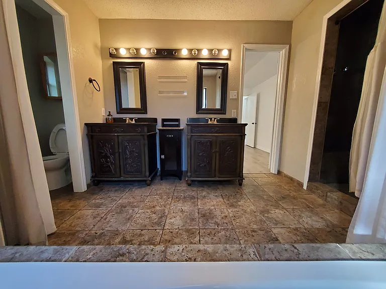 4700 Andalusia Trl — Photo 21