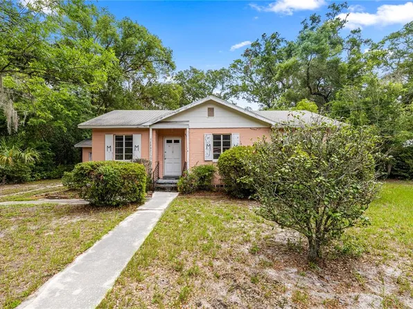 1425 NE 9th St, Gainesville, FL 32601