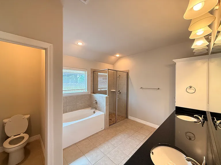 127 Frank St — Photo 10