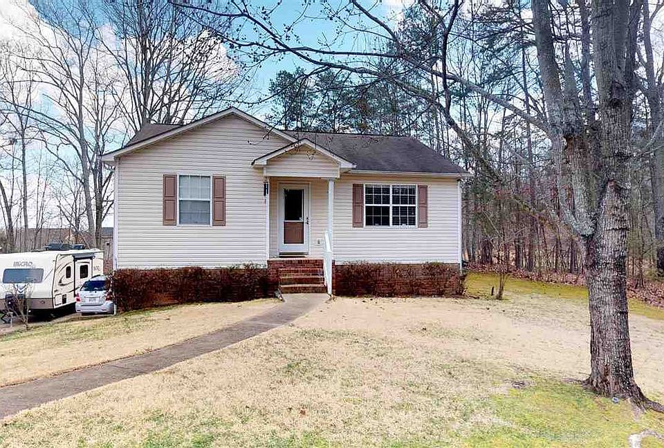 1st image of 3864 Gibson Dr NE