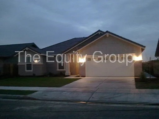 6313 W Vine Ct photo 1
