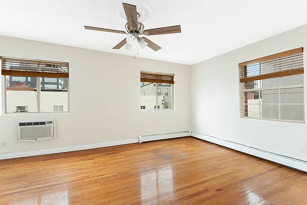 Rented by Compass | media 7