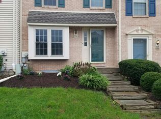 524 Maple Glen Cir, Pottstown, PA 19464