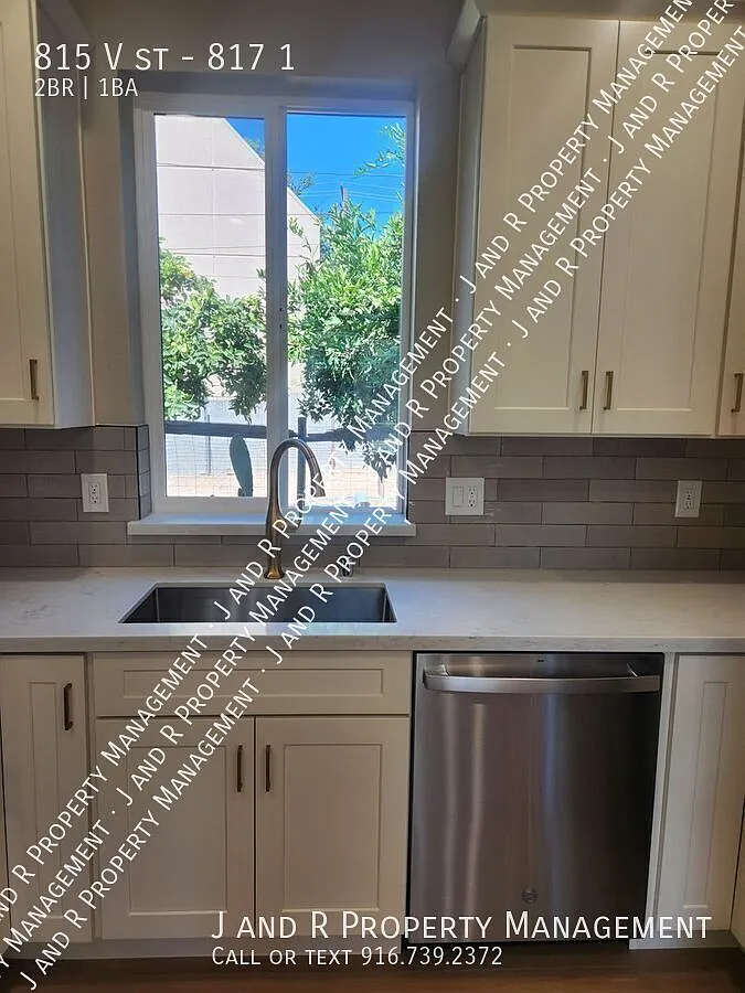 2 bed in Southside Park — Photo 4