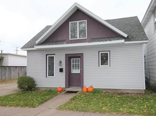 1009 Johnson St, La Crosse, WI 54601