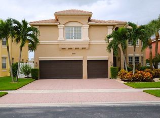 2270 Ridgewood Cir, Royal Palm Beach, FL 33411