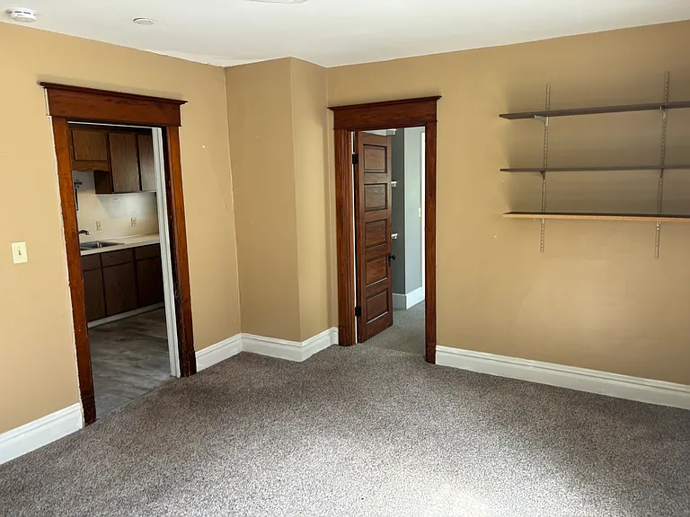 657 Kellogg St SE — Photo 6