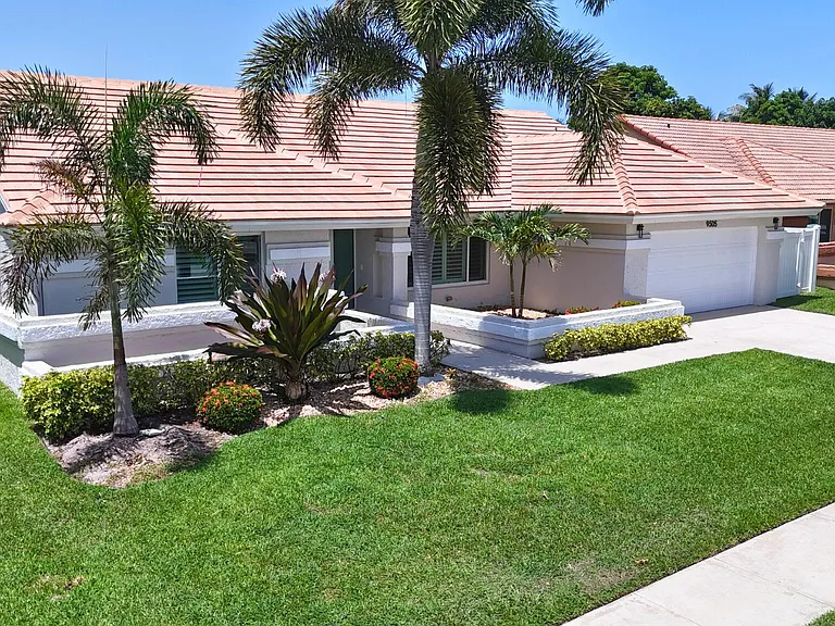 9505 Majestic Way — Photo 26