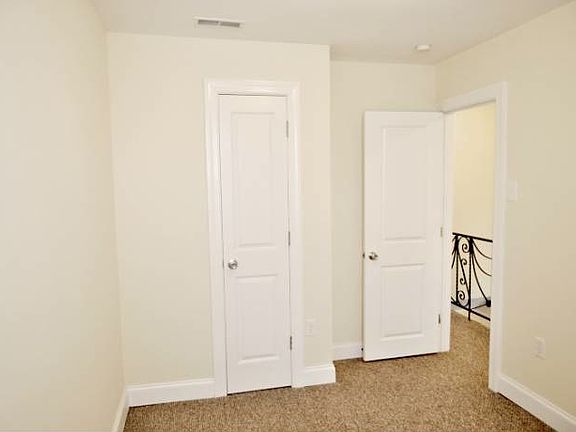 Middle Bedroom