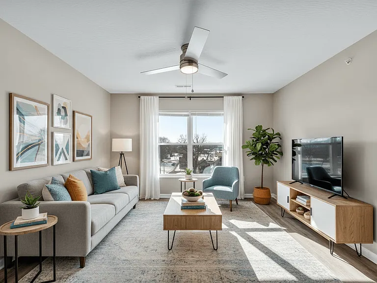 Newton Family Apartments — Photo 16