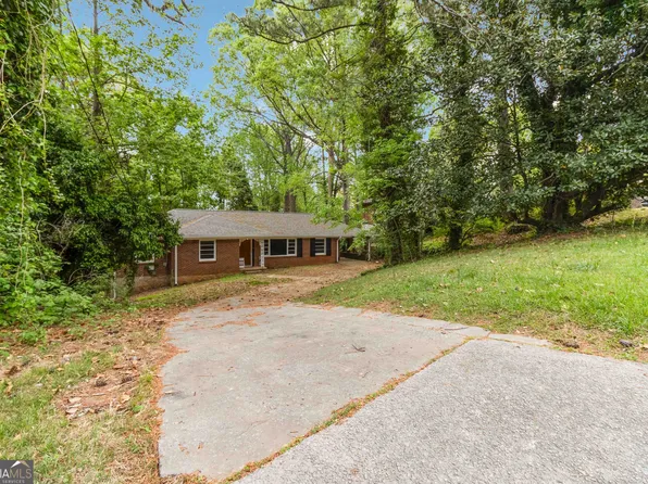 668 Lynn Cir SW, Atlanta, GA 30311