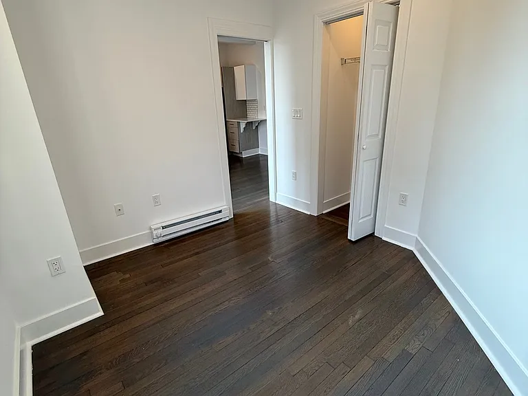 11 Queensberry St #32L — Photo 9