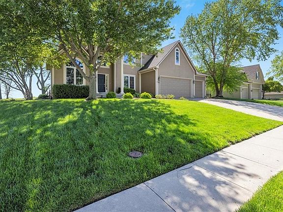2nd image of 4209 NE Georgian Dr