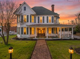 208 S Main St, Abbeville, SC 29620