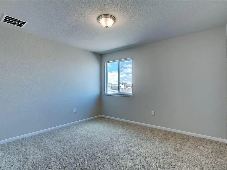 10502 Fulton Ave — Photo 19