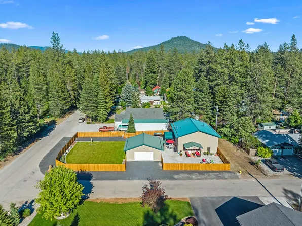 40217 Gail Rd, Loon Lake, WA 99148