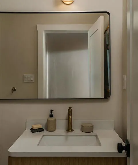 1130 El Paso Dr — Photo 22