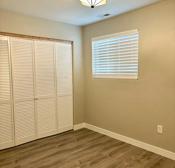 996 W Greens Lake Dr — Photo 7