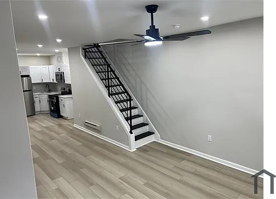1551 N Frazier St — Photo 5