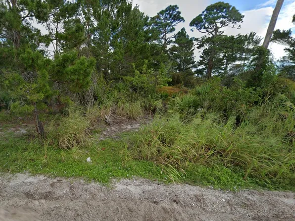 91 Street, Sebastian, FL 32958