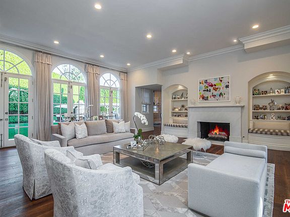 4th image of 1206 Amalfi Dr