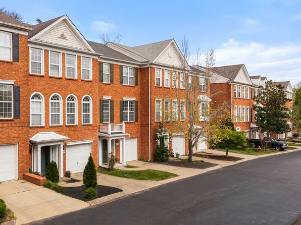 7252 Highway 70 S APT 703, Nashville, TN 37221