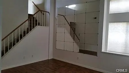 2 bed, 912 sqft, $2,750 — Photo 2