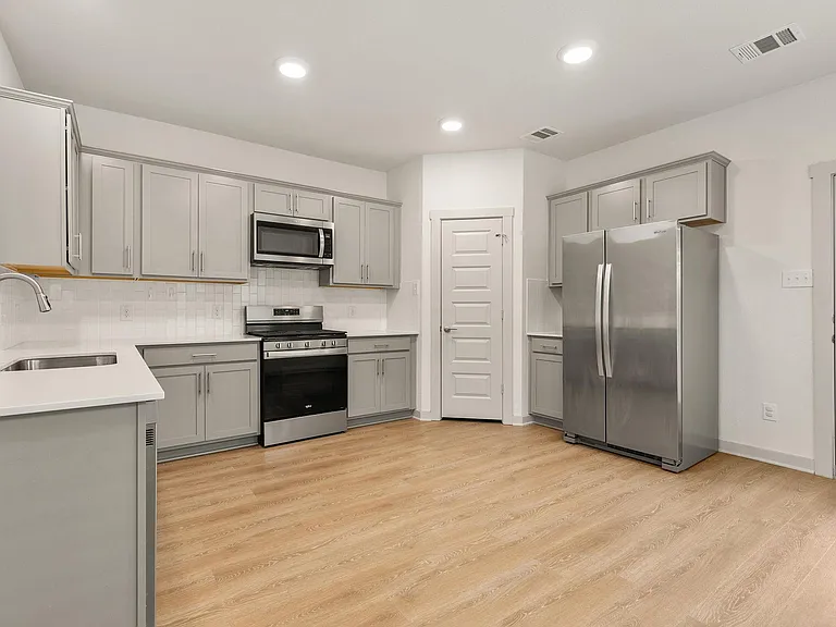 117 New Hampton Way — Photo 10