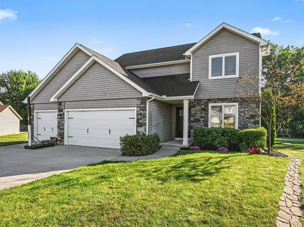 2314 Falcon Dr, Warsaw, IN 46580