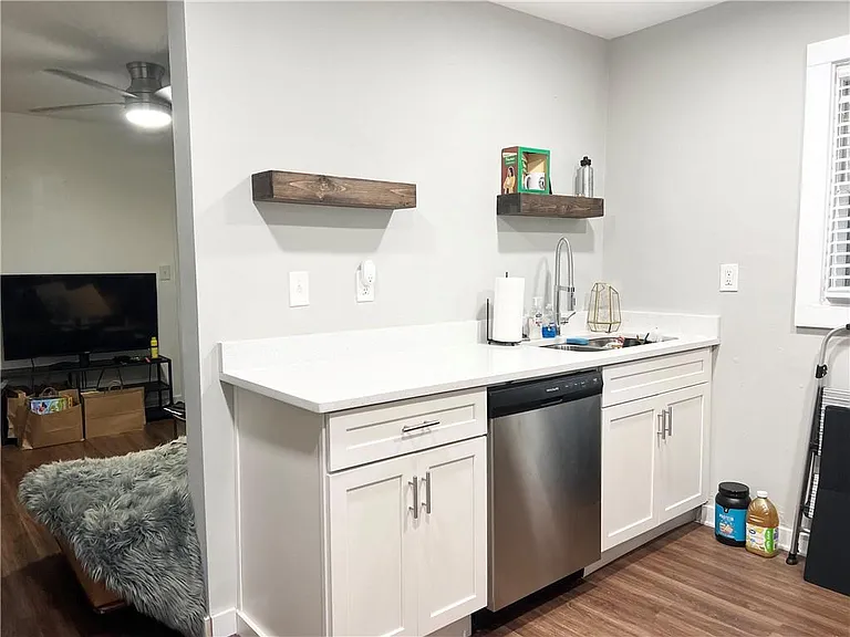 1165 Eggleston St SW #4 — Photo 11