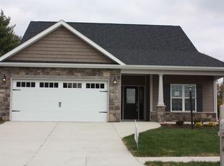 948 Water Front Dr, Kokomo, IN
