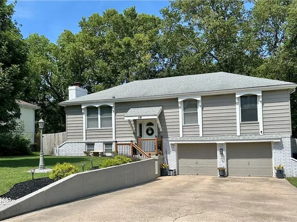 114 Town Court Cir, Platte City, MO 64079