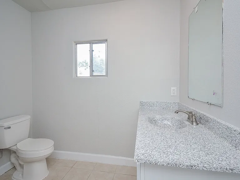2117 Thonig Rd — Photo 21