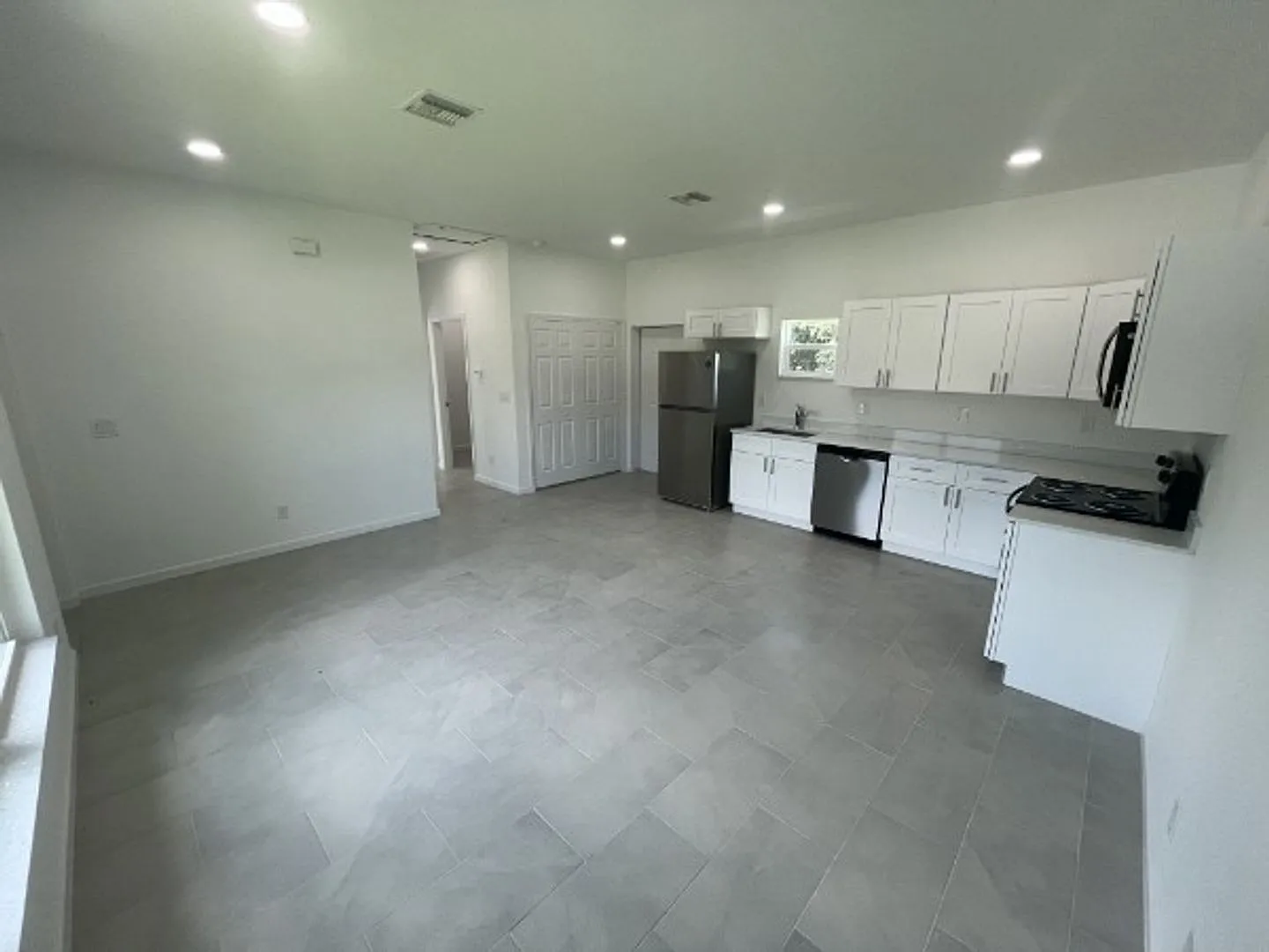 One Of A Kind! Brand New 1 Bedroom-1 Bath — Photo 3