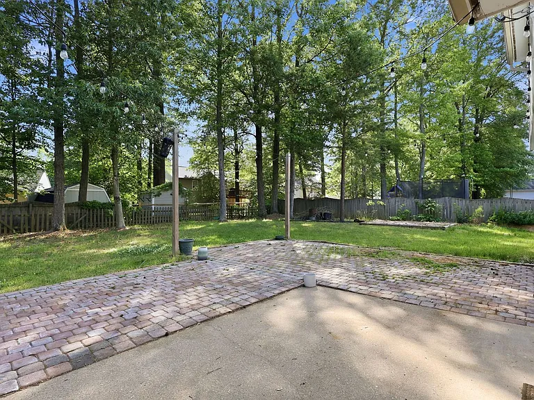 10106 S Fulton Dr — Photo 20