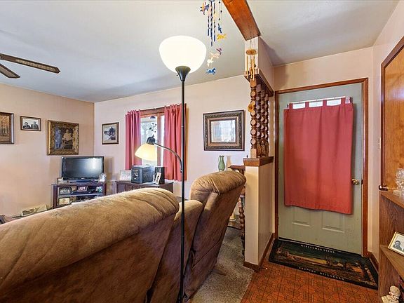 5th image of 1108 Essex