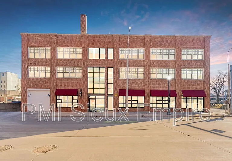 132 S Dakota Ave #207 — Photo 1